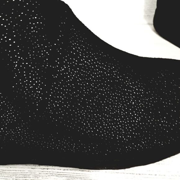 Cat & Jack Suede Faux Fur Ankle Boots - Picture 6 of 7